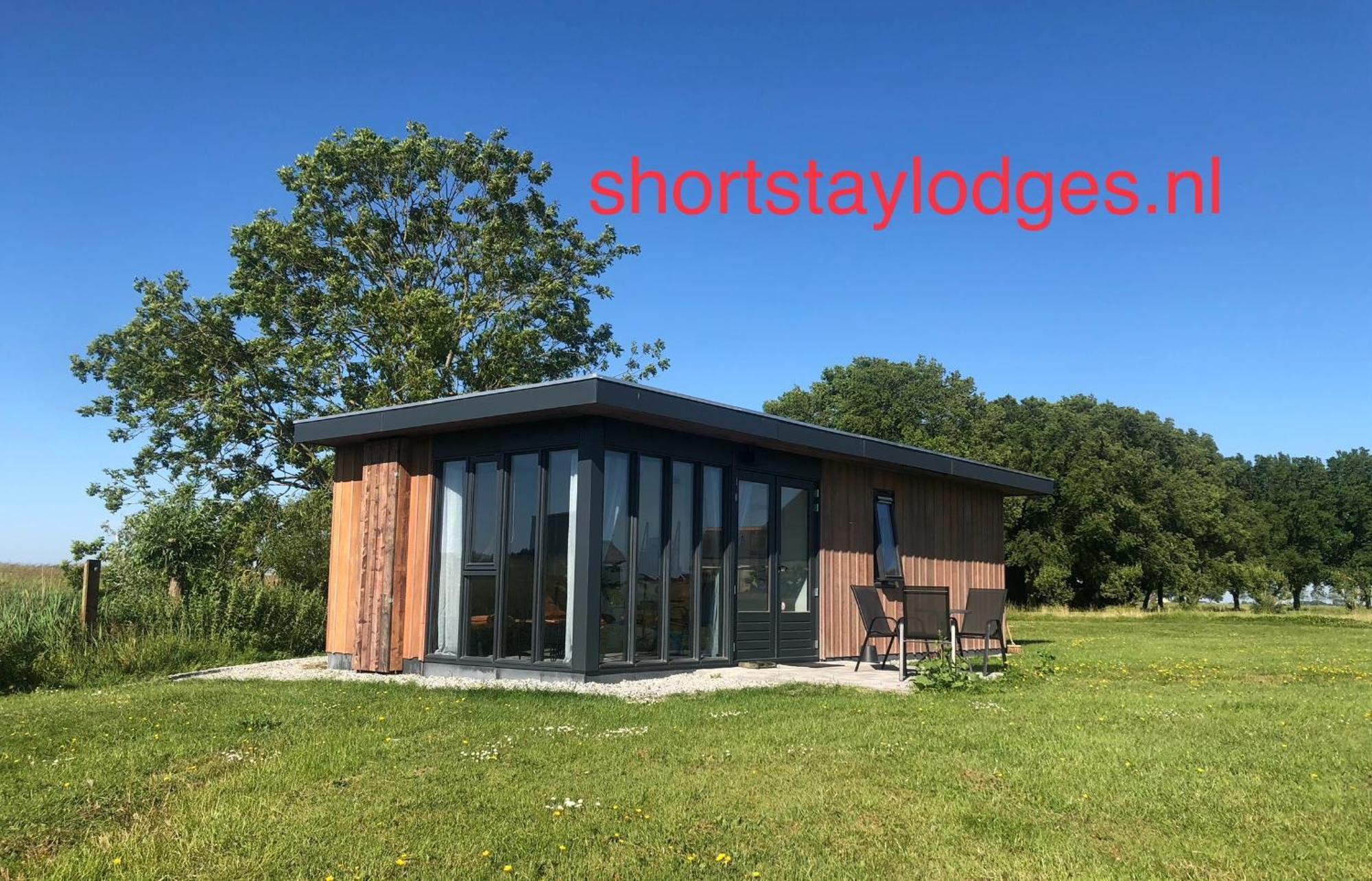 Albertine Agnes Tiny House Franeker Exterior photo